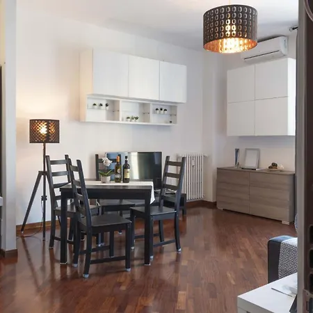 Novoli Apartament *